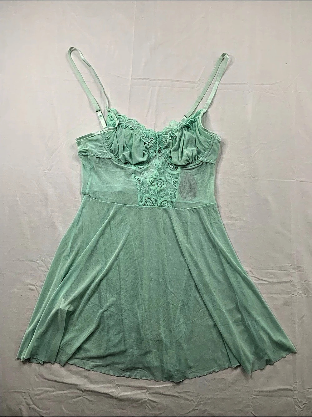 Avidlove Lace Trim Chemise in mint Green Size Medium